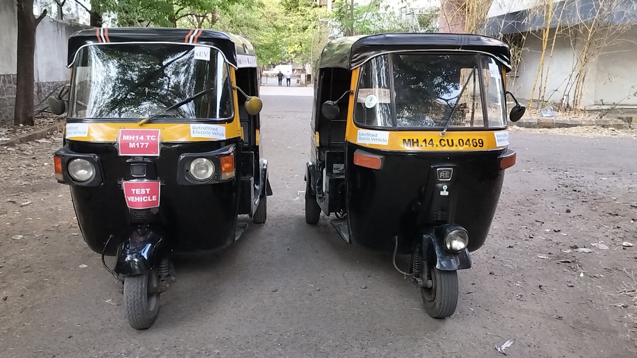 Electric Auto-rickshaw exterior